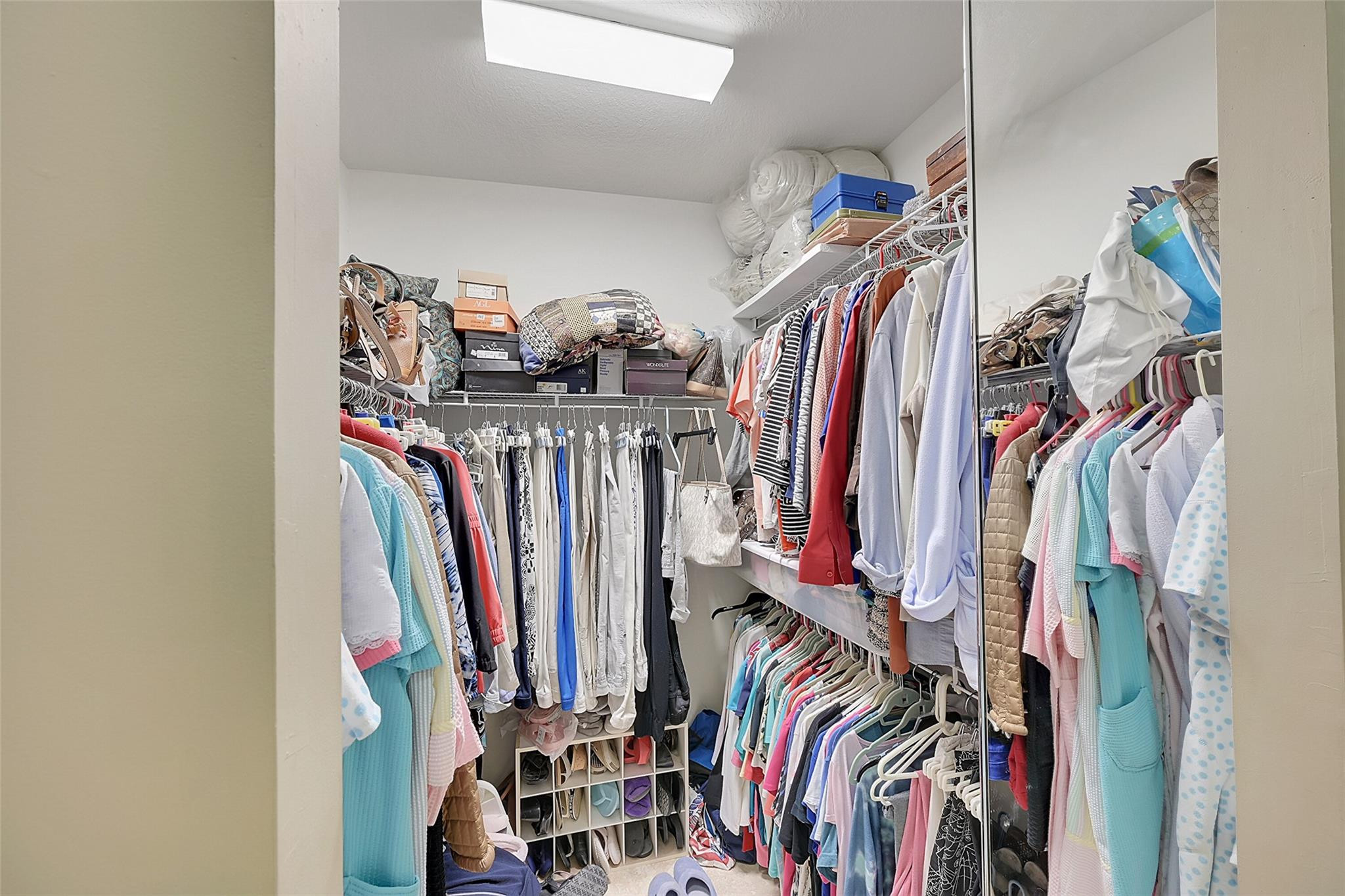 Valencia Shores 04 - Residential