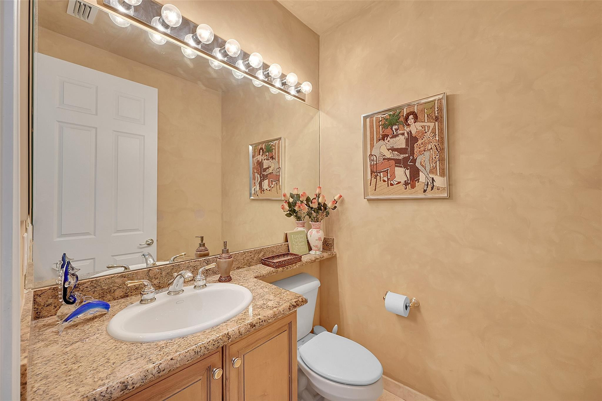 Valencia Shores 04 - Residential