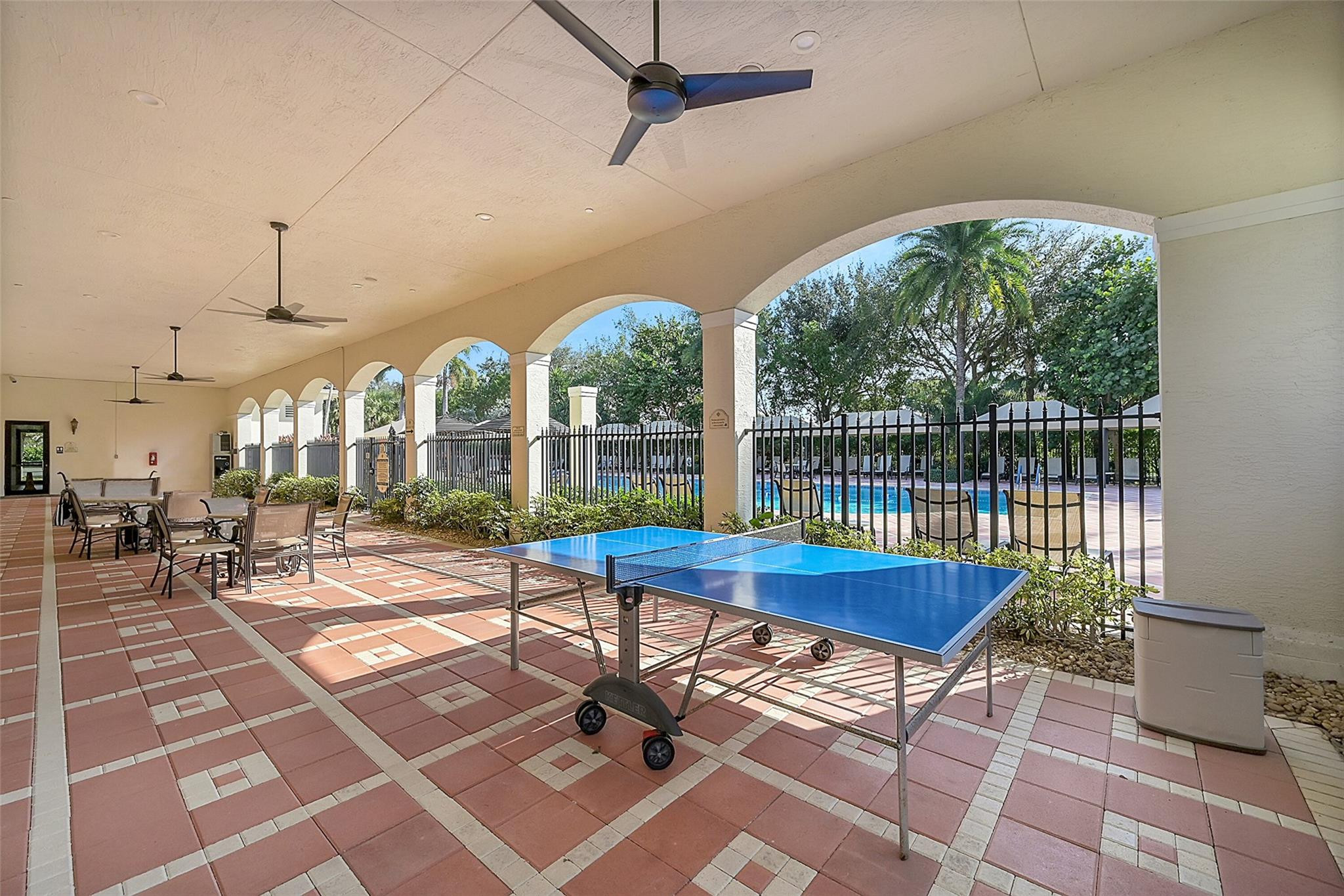 Valencia Shores 04 - Residential