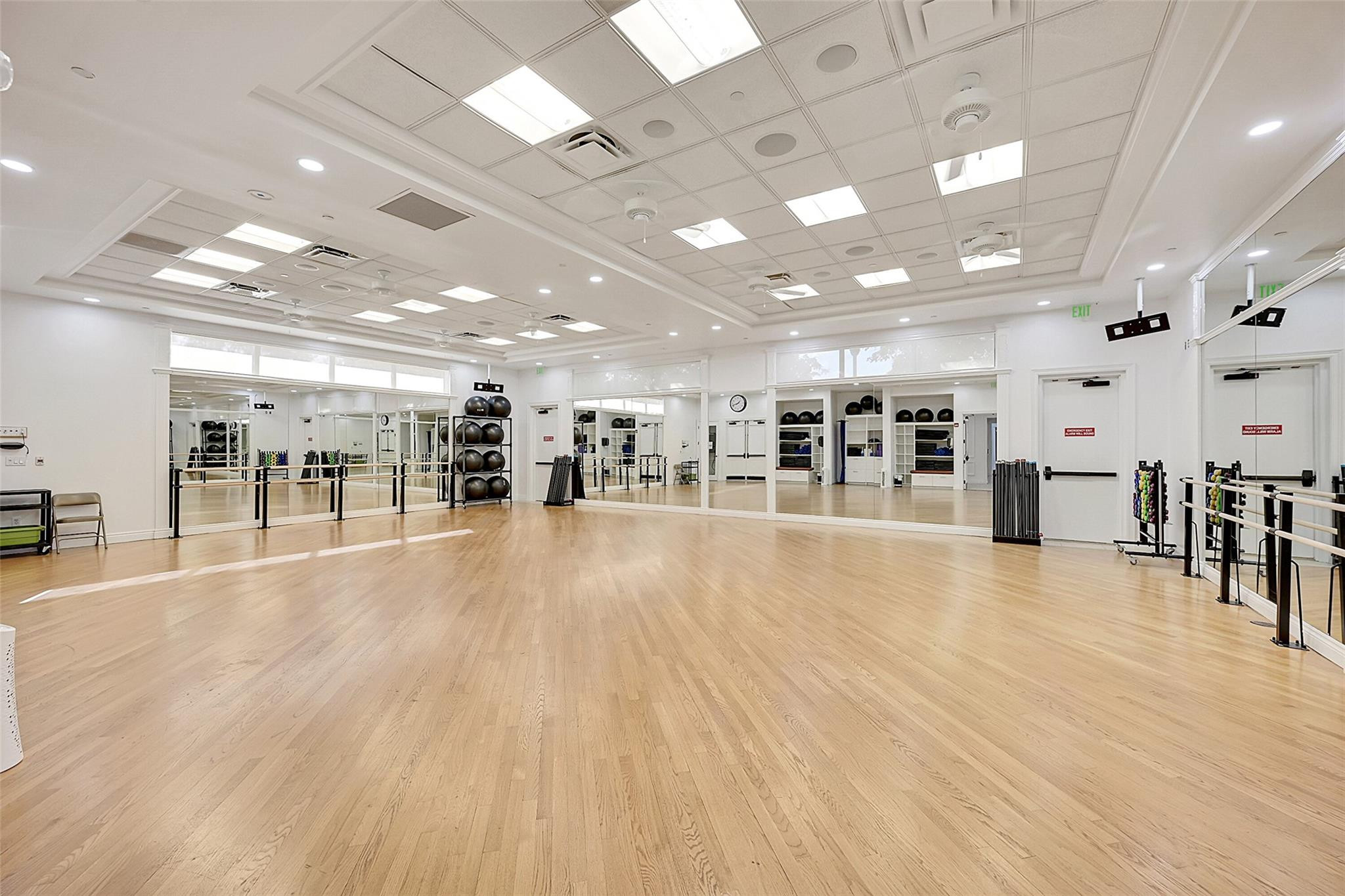 Valencia Shores 04 - Residential