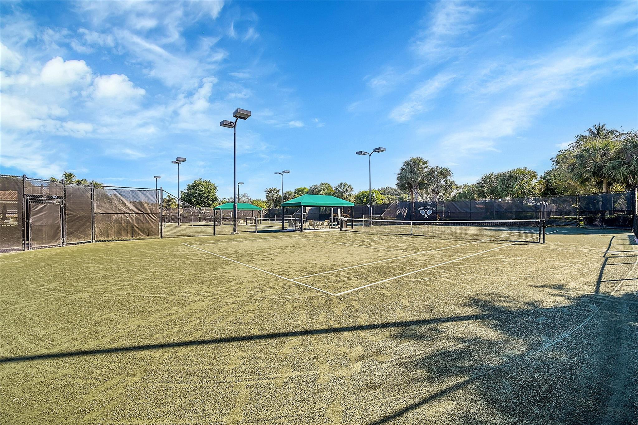 Valencia Shores 04 - Residential