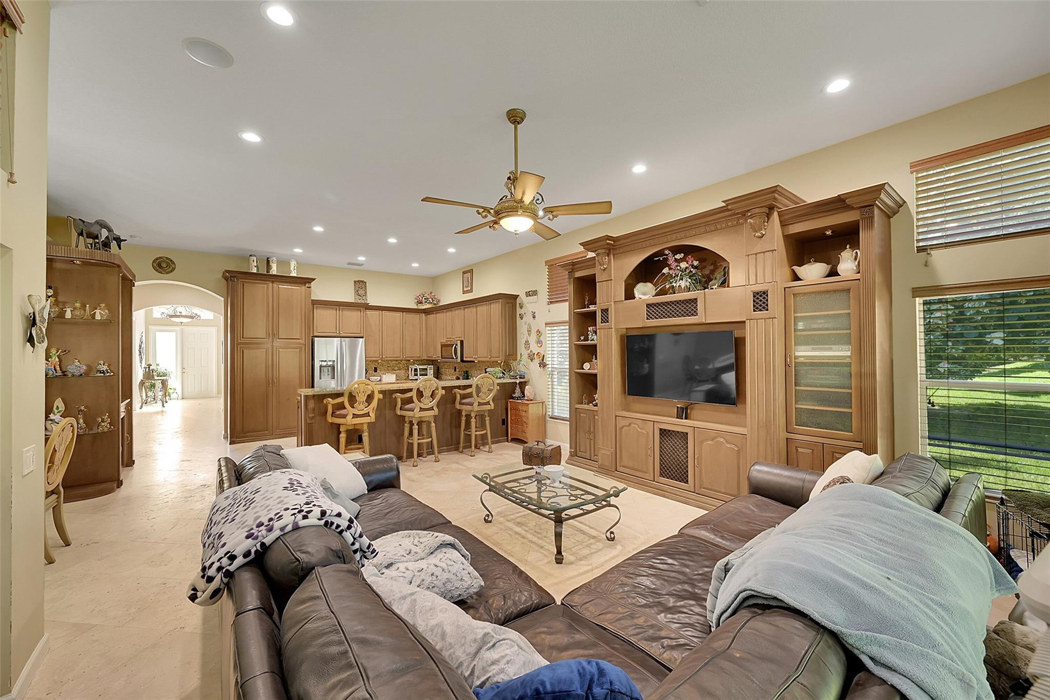 Valencia Shores 04 - Residential