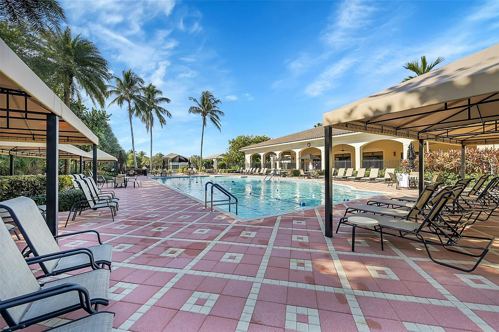 Valencia Shores 04 - Residential