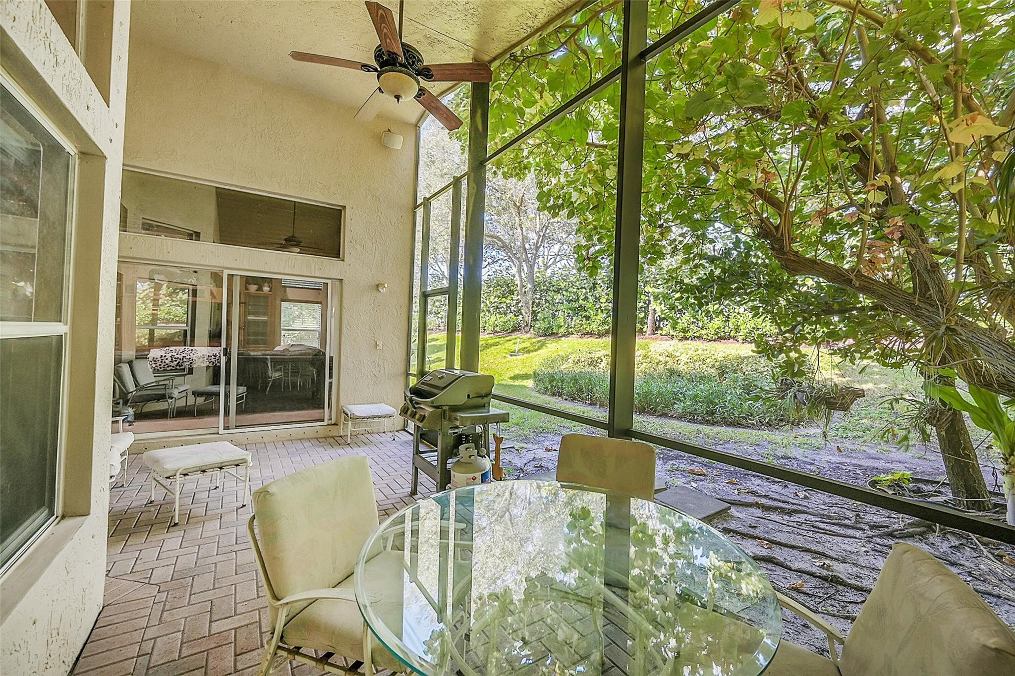 Valencia Shores 04 - Residential