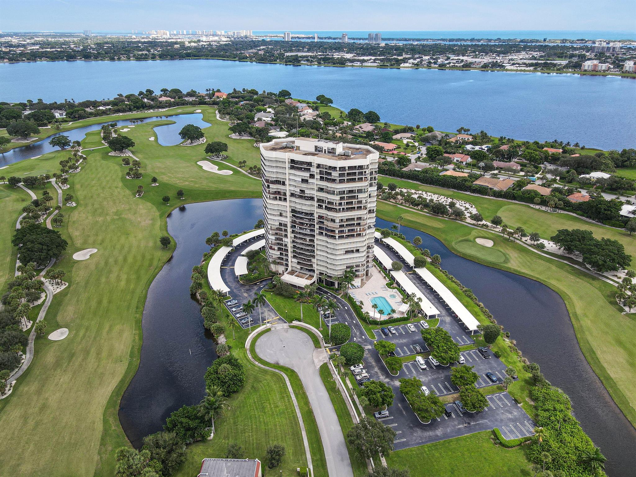 CONSULATE CONDO - Residential