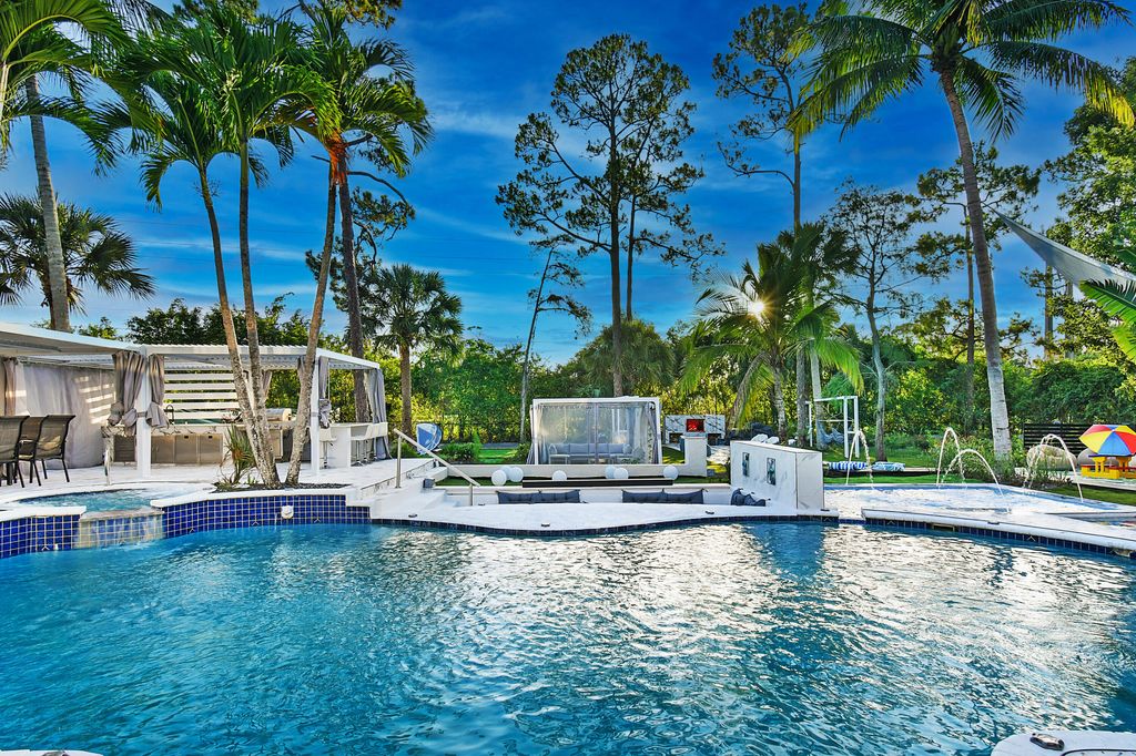 Photo of 377 Squire Drive, Wellington, FL 33414 (MLS # B26029707)