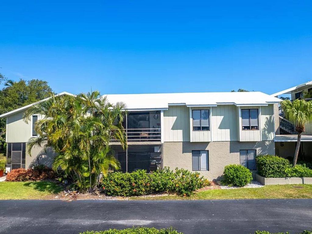 Photo of 800 NW Fork Road #5-11, Stuart, FL 34994 (MLS # F10444494)