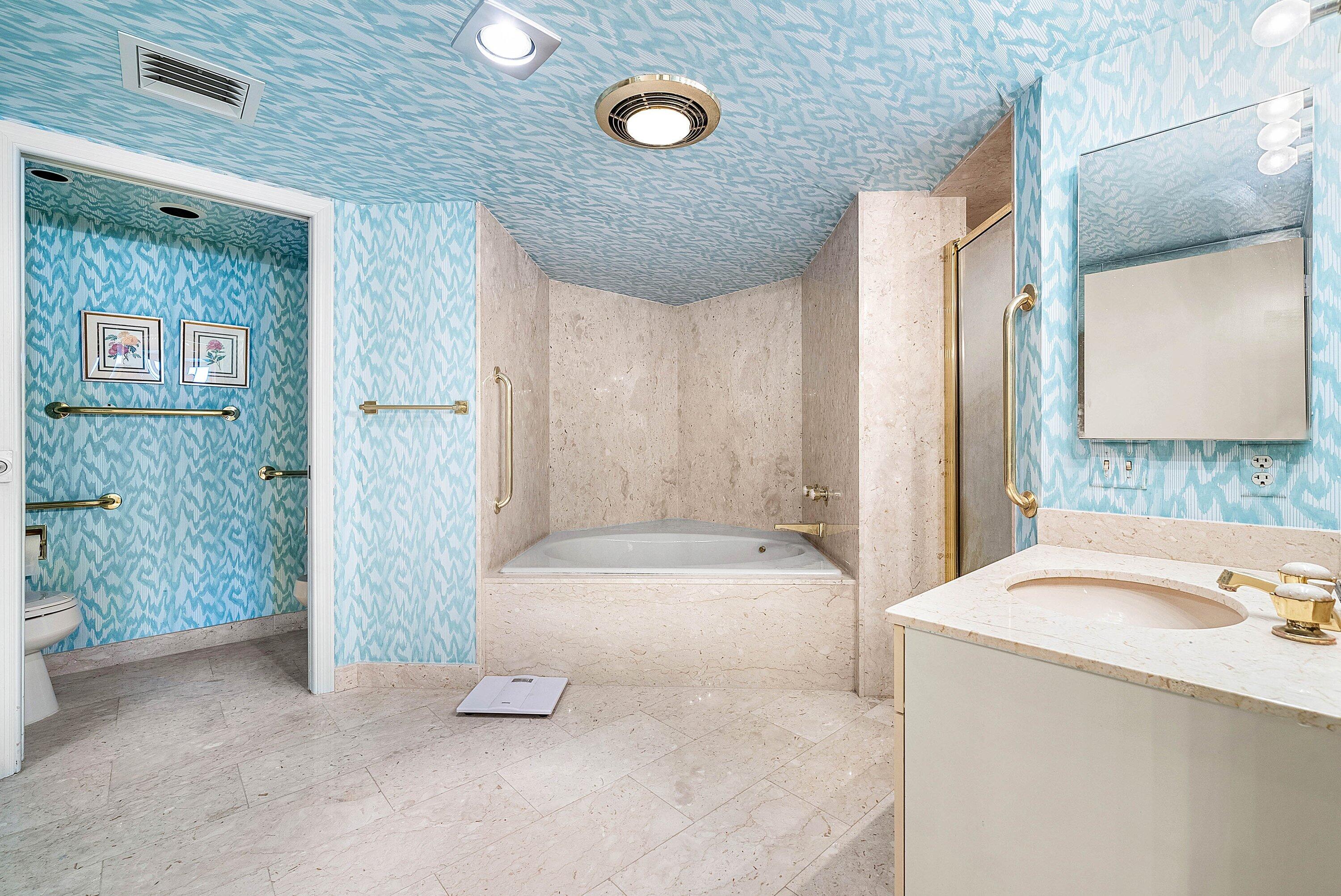 ADDISON ON THE OCEAN IN BOCA RATON CONDO - Residential