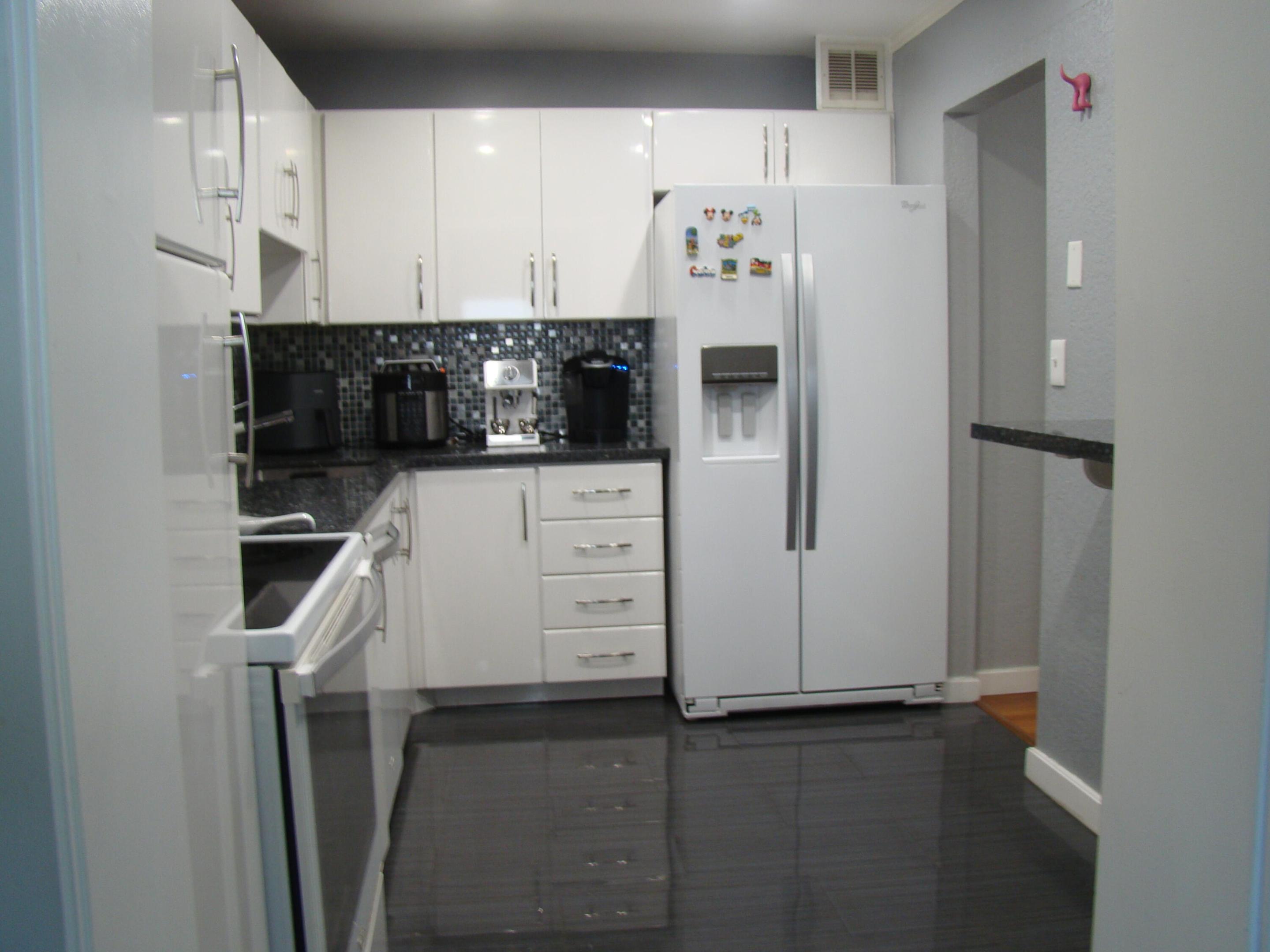 NO 2 PALM-AIRE VILLAGE CONDO - Residential