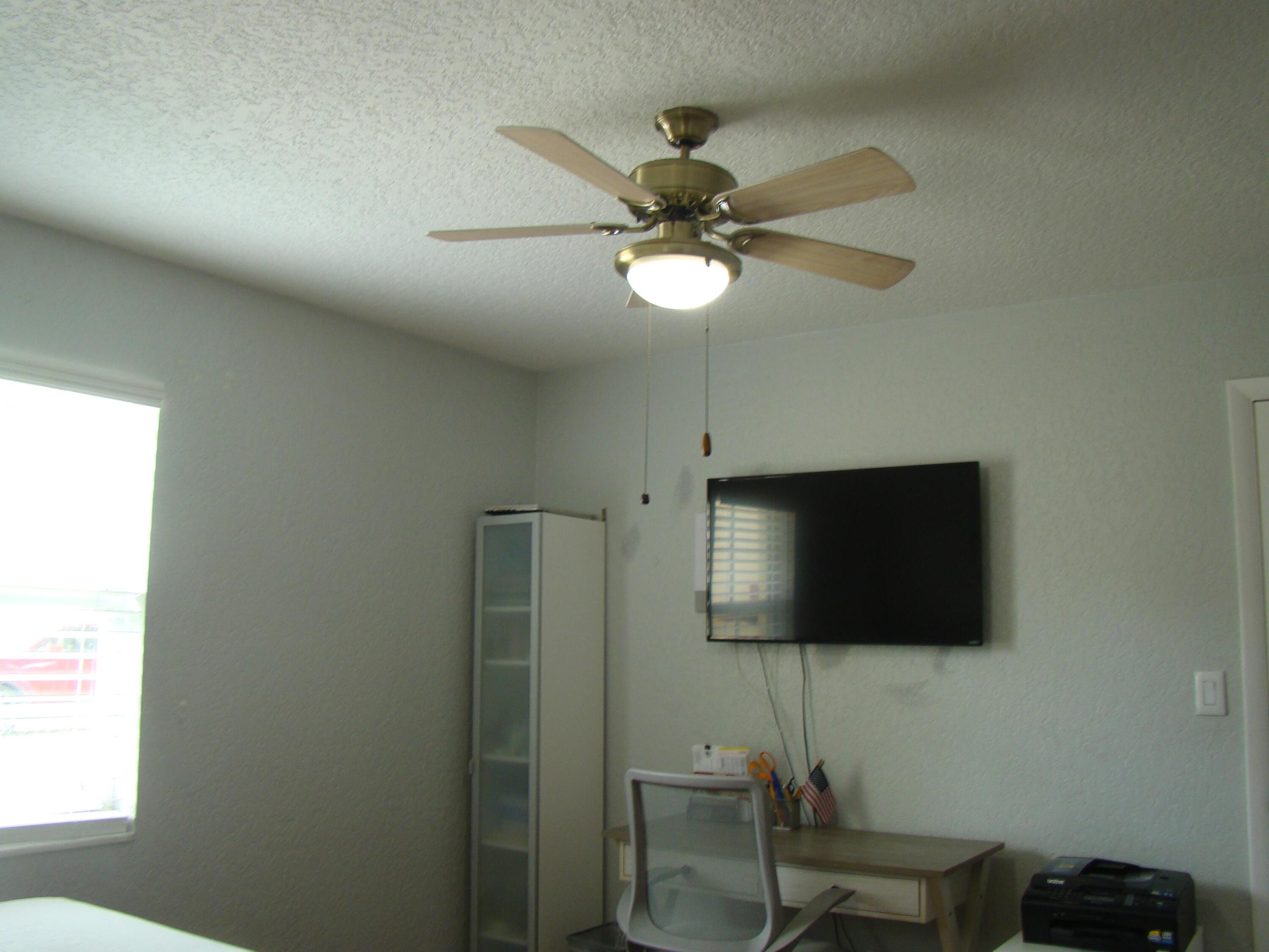 NO 2 PALM-AIRE VILLAGE CONDO - Residential