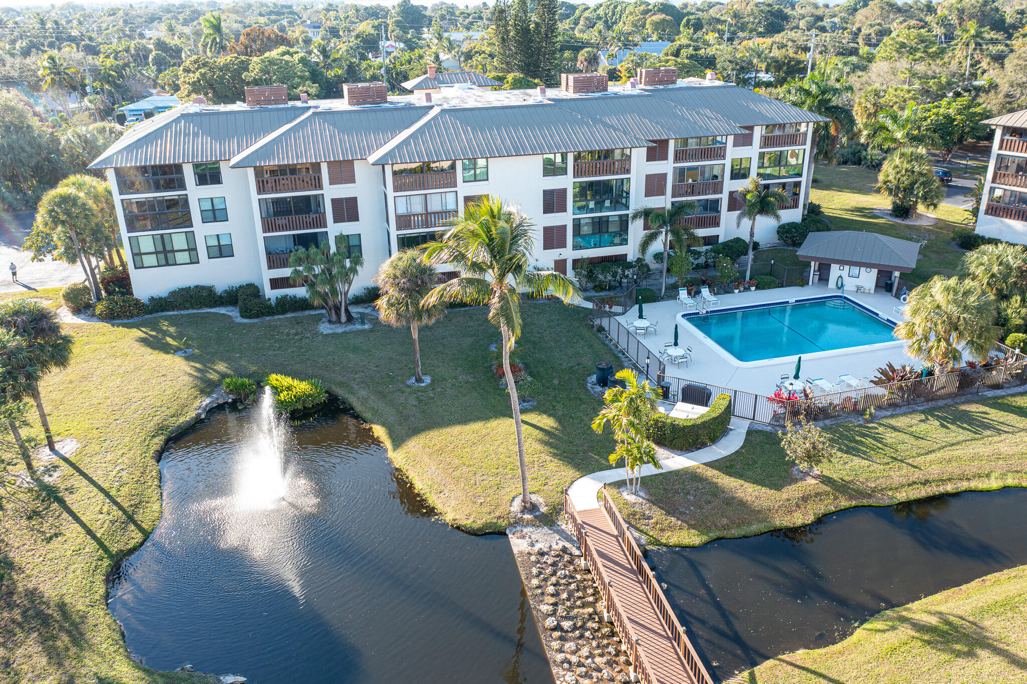 ST LUCIE CLUB AND APARTMENT HOMES CONDO - Residential