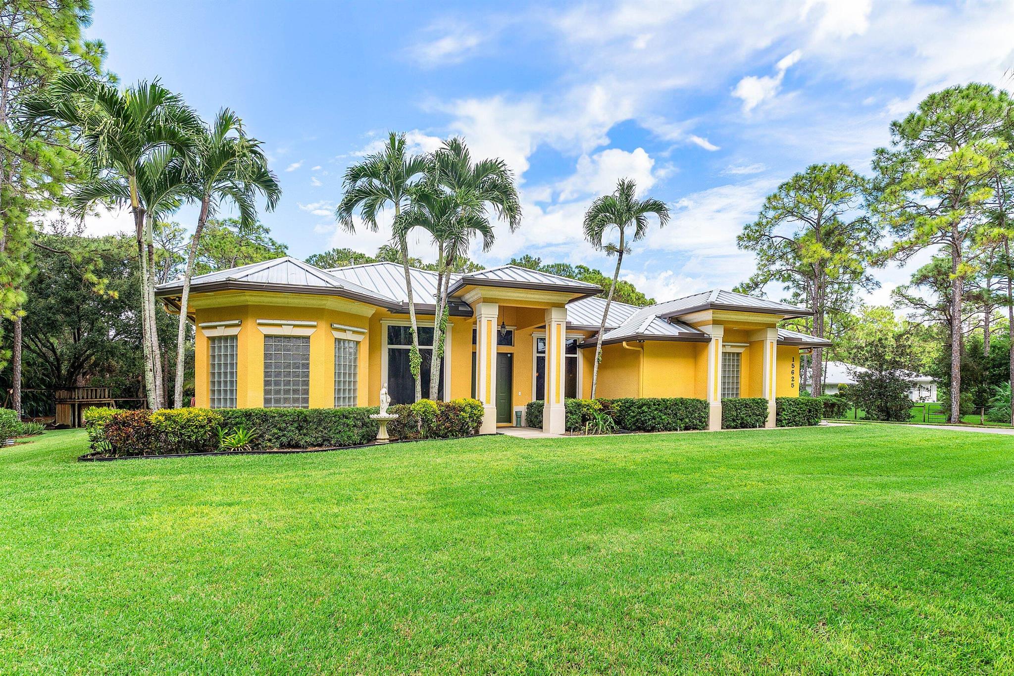 The Acreage - Residential
