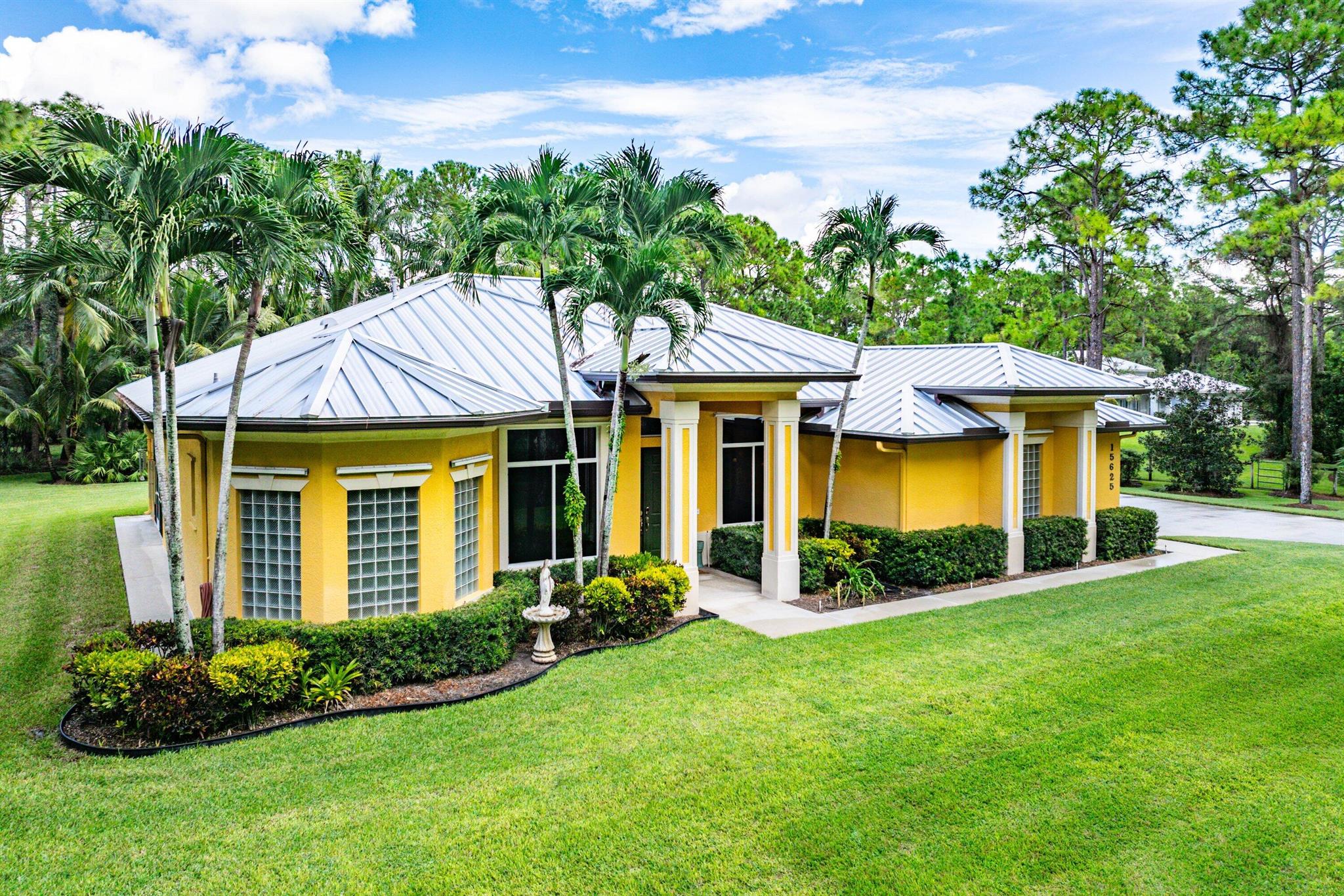 The Acreage - Residential