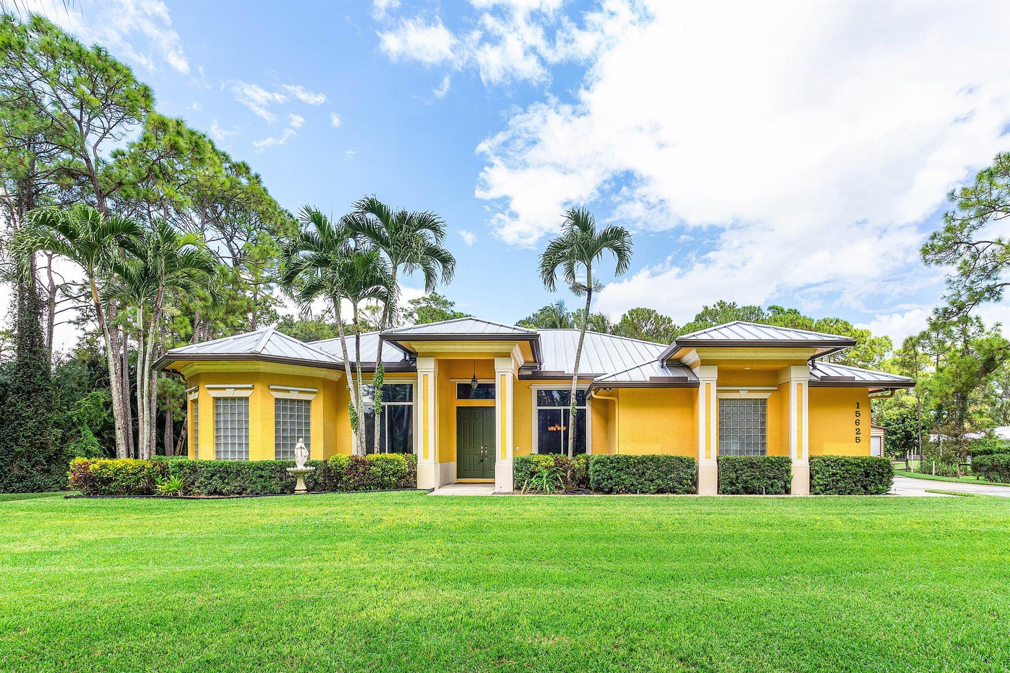 The Acreage - Residential