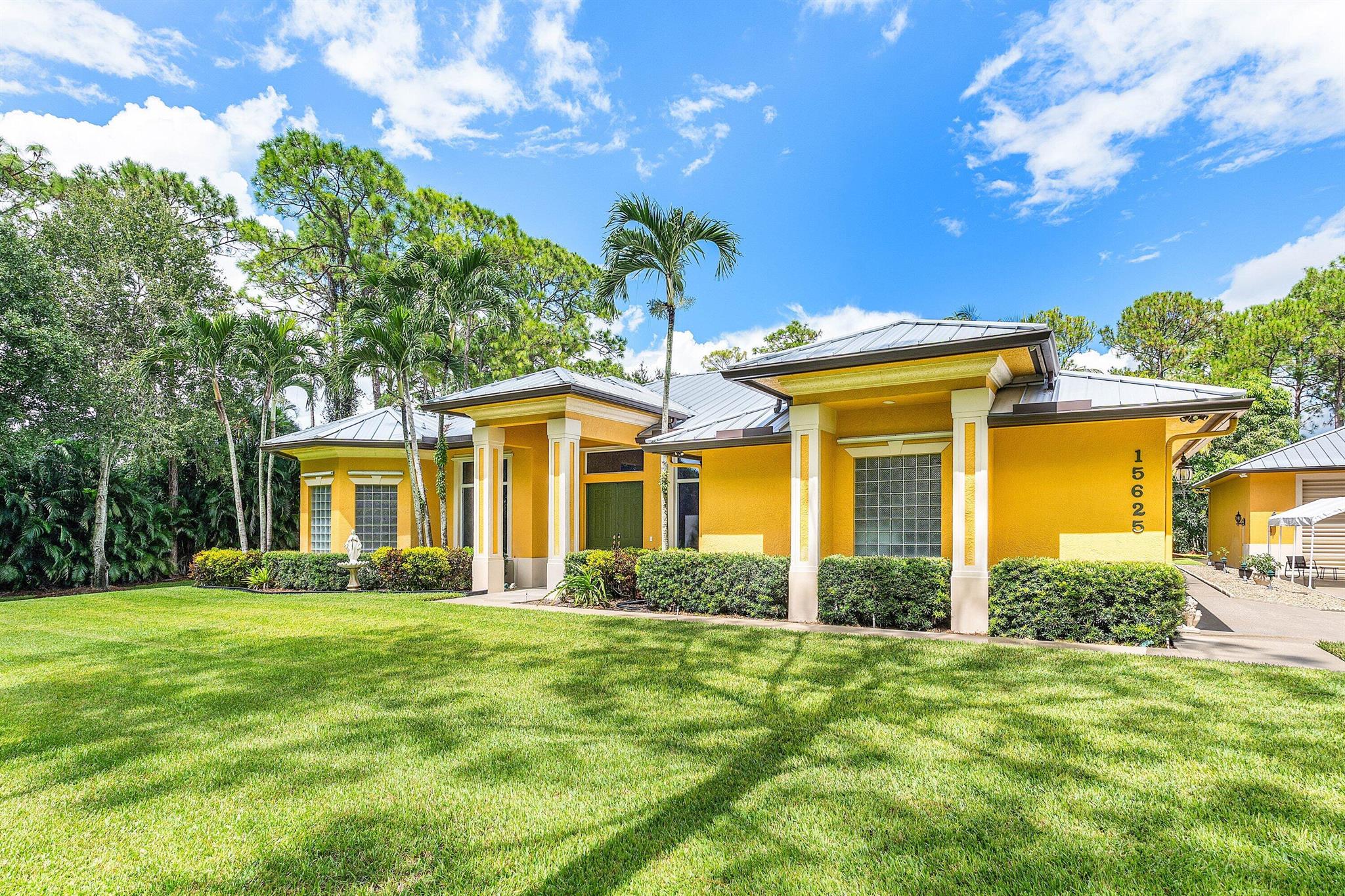 The Acreage - Residential
