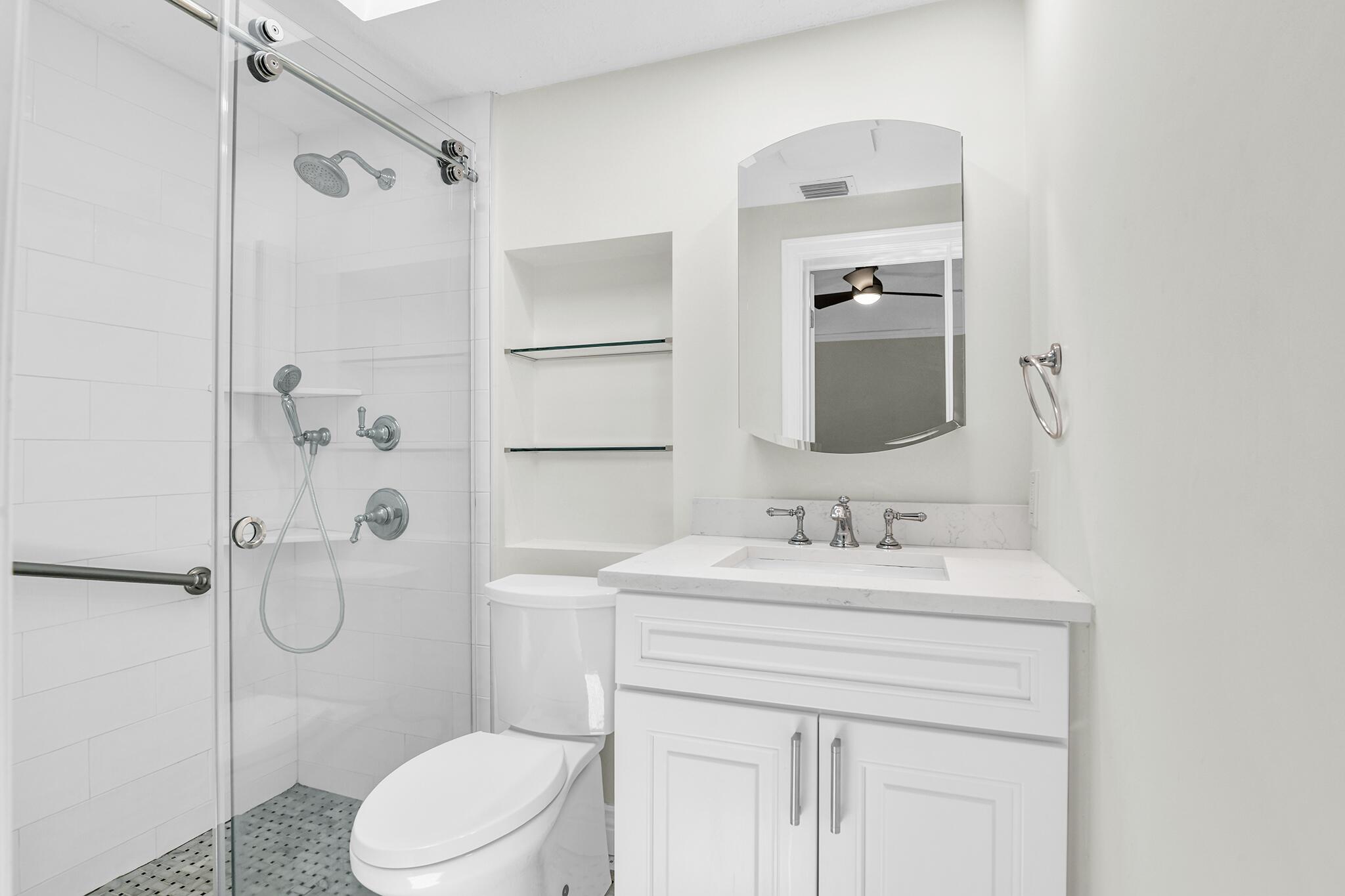 TRADE WINDS ESTATES FIRST ADD - Residential