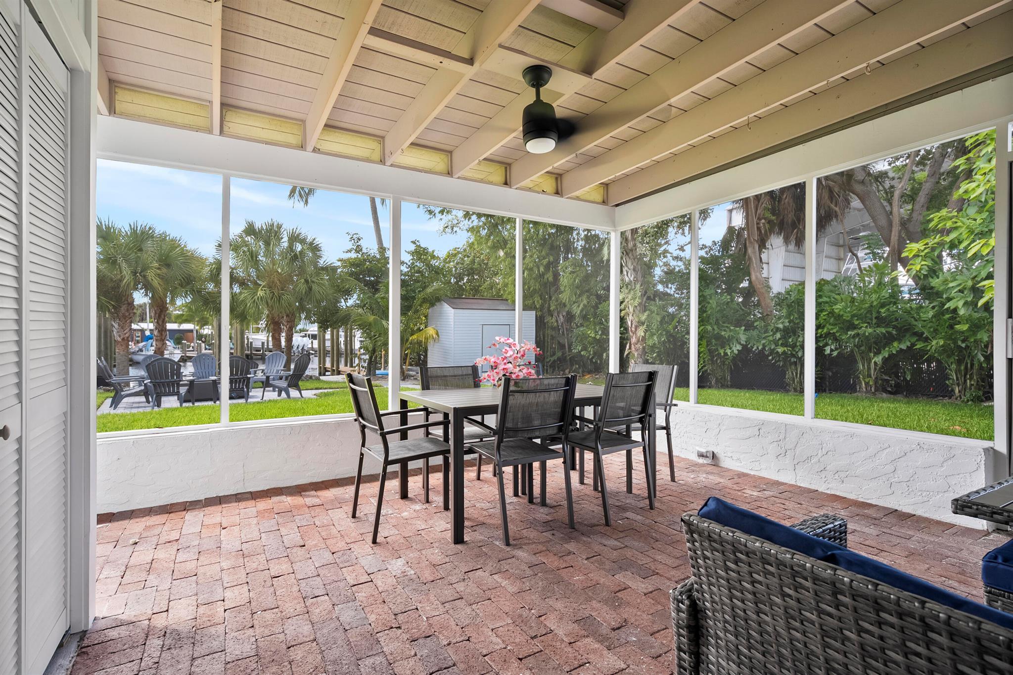 PORT SALERNO - Residential Lease