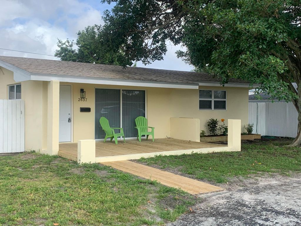 Photo of 2637 Tarpon Drive, Miramar, FL 33023 (MLS # B26024367)