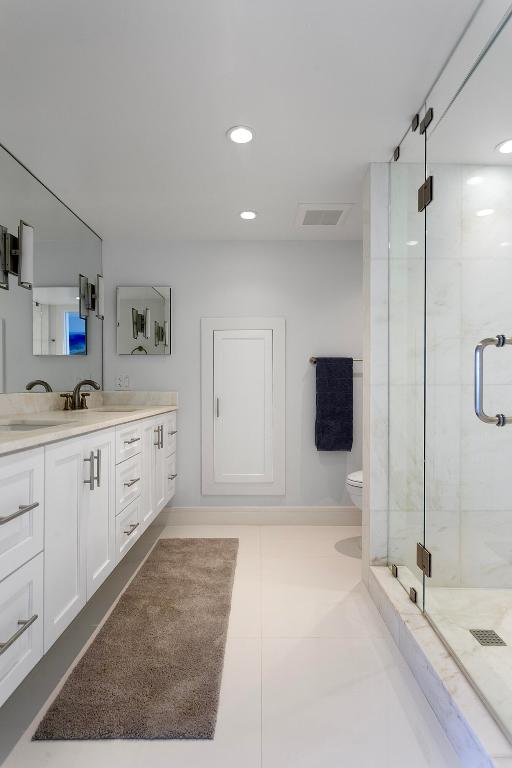 OCEAN TOWERS CONDO - Residential