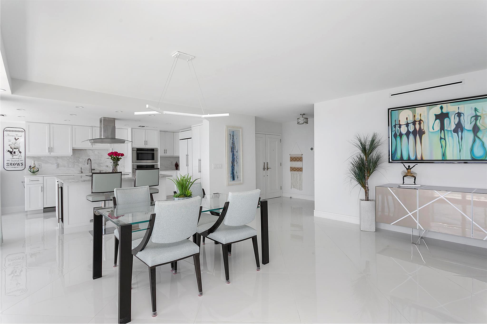 OCEAN TOWERS CONDO - Residential