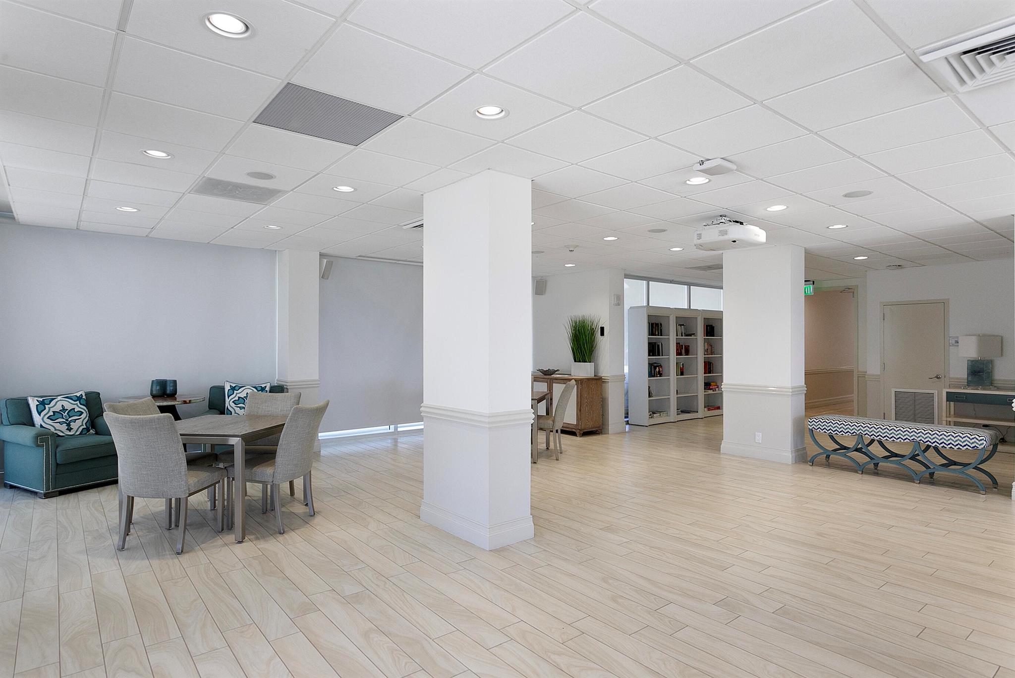 OCEAN TOWERS CONDO - Residential