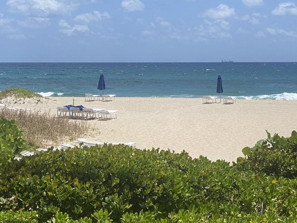 OCEAN TOWERS CONDO - Residential