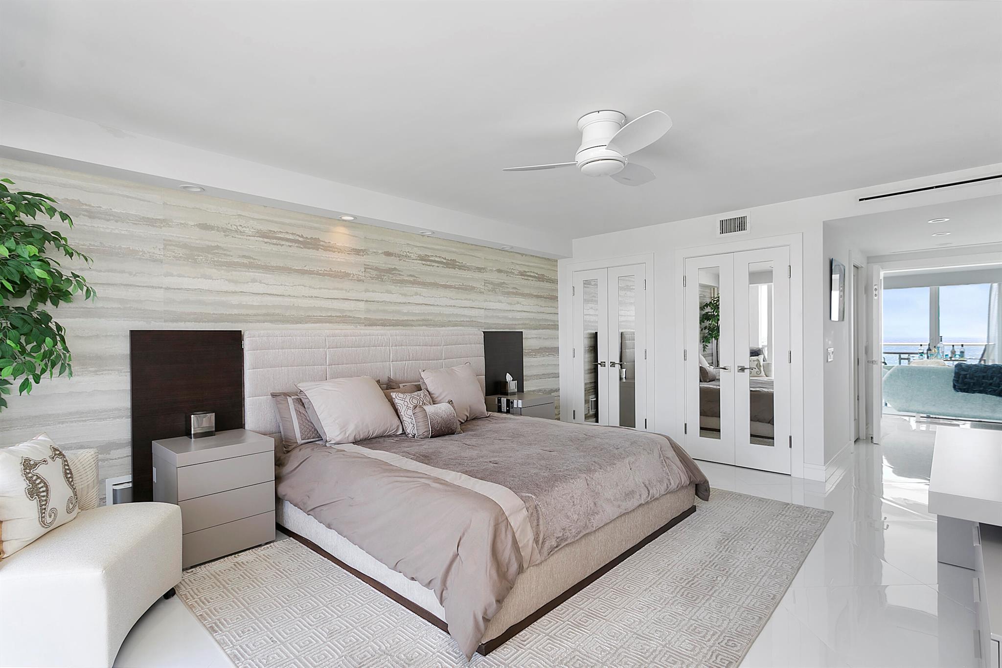 OCEAN TOWERS CONDO - Residential