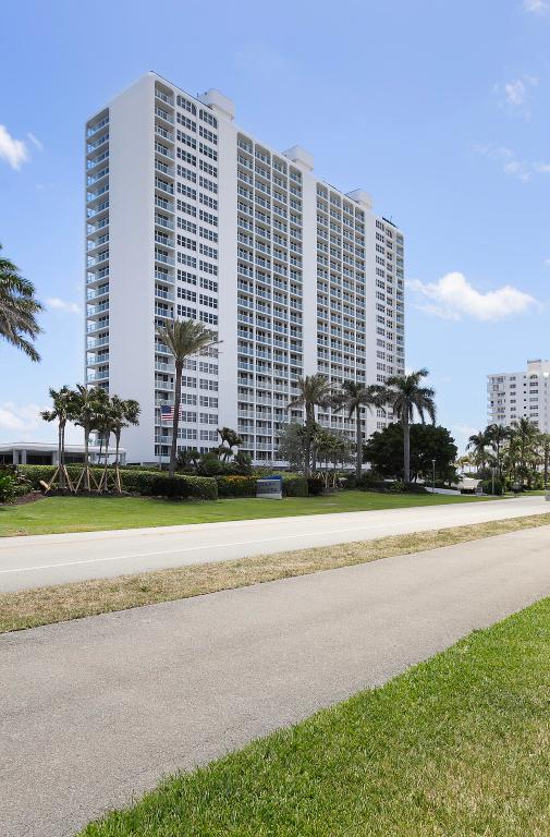 OCEAN TOWERS CONDO - Residential