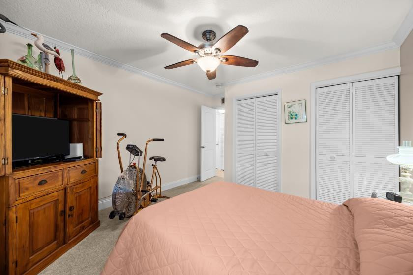 Conquistador - Residential