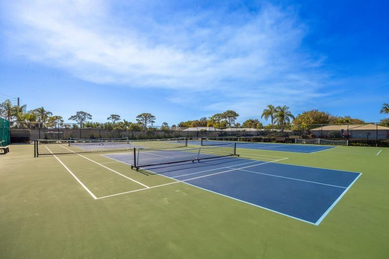 Conquistador - Residential