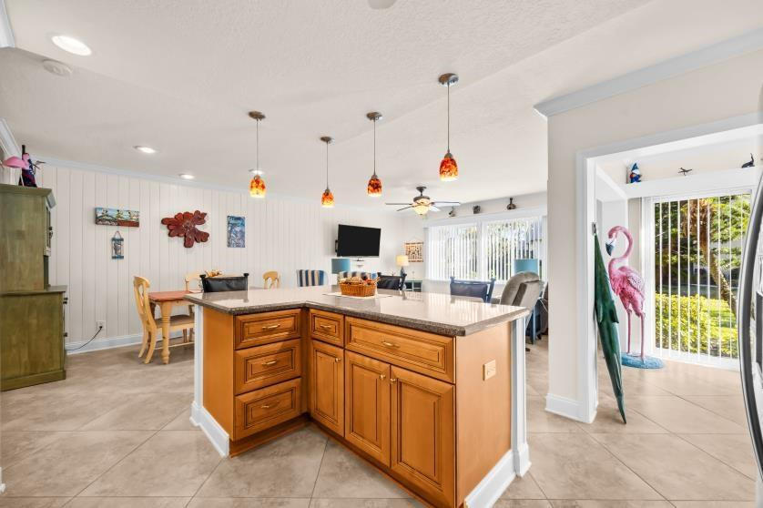 Conquistador - Residential