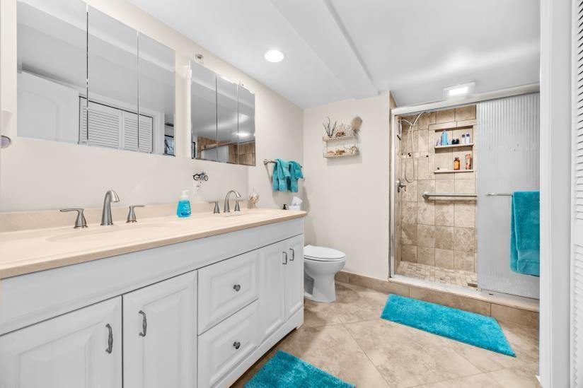 Conquistador - Residential