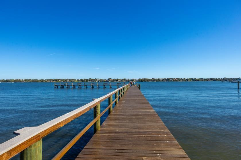 Conquistador - Residential