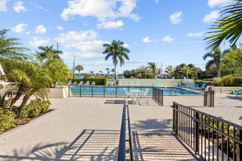 Conquistador - Residential