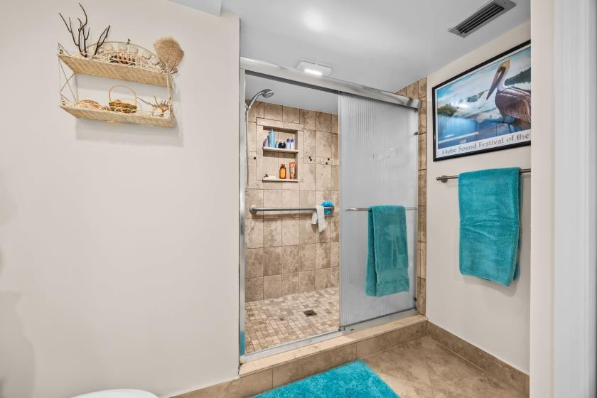 Conquistador - Residential