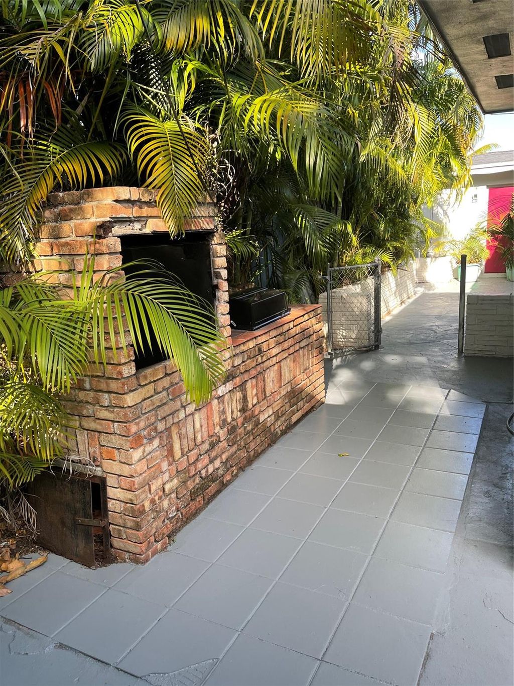 Photo of 3361 NE 16th Avenue #2, Oakland Park, FL 33334 (MLS # F10486840)