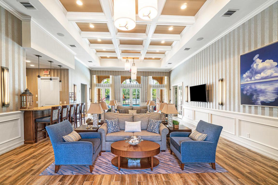 COLONY RESERVE AT LAKE WORTH - Residential