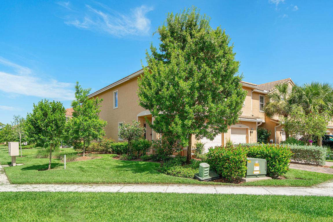 COLONY RESERVE AT LAKE WORTH - Residential