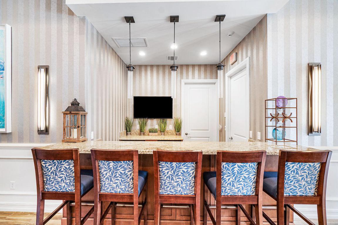 COLONY RESERVE AT LAKE WORTH - Residential