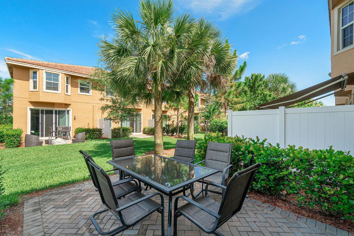 COLONY RESERVE AT LAKE WORTH - Residential