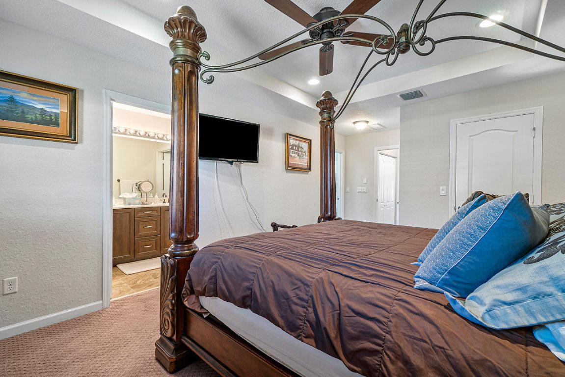 COLONY RESERVE AT LAKE WORTH - Residential