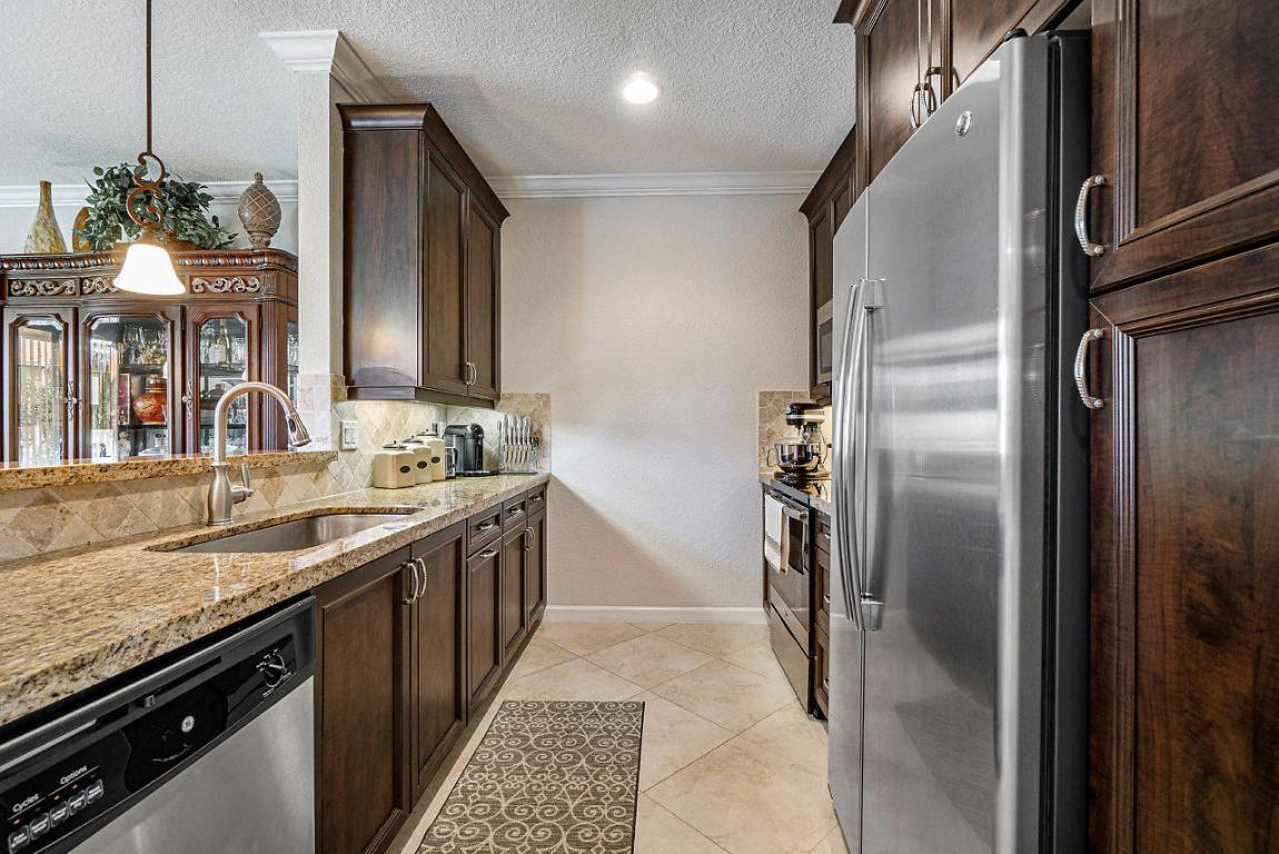 COLONY RESERVE AT LAKE WORTH - Residential