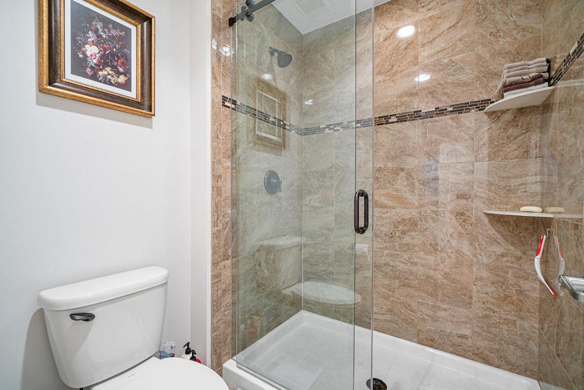 COLONY RESERVE AT LAKE WORTH - Residential