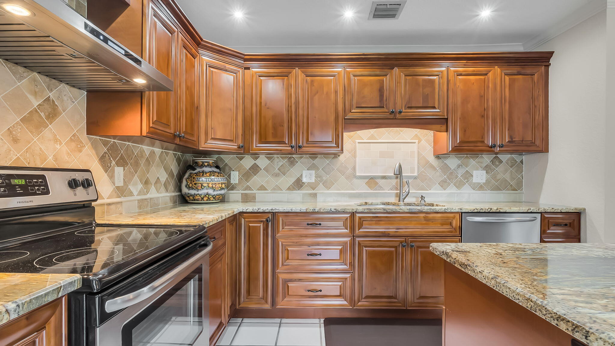 ROCK CREEK PHASE TWO - Residential