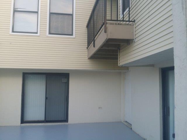 1604 Shaker Circle