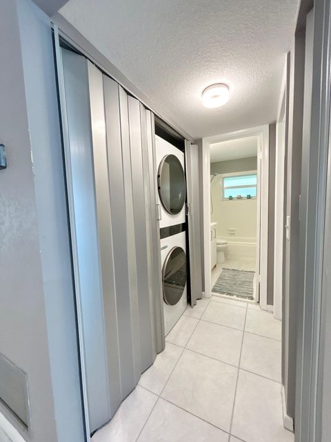 Tiny photo for 617 Laconia Circle #B, Lake Worth, FL 33467 (MLS # B26020124)