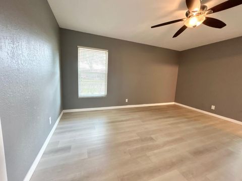 Tiny photo for 617 Laconia Circle #B, Lake Worth, FL 33467 (MLS # B26020124)