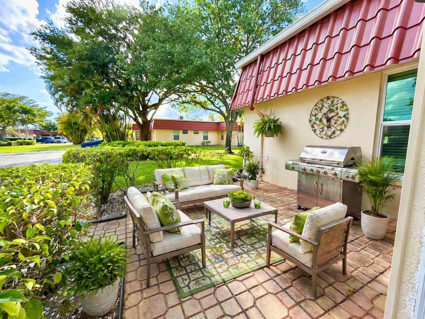 COVERED BRIDGE CONDO - Residential