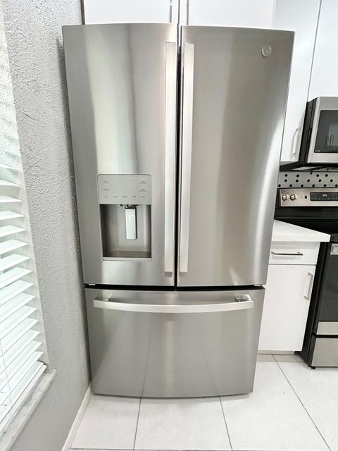 Tiny photo for 617 Laconia Circle #B, Lake Worth, FL 33467 (MLS # B26020124)