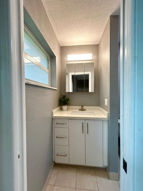 Tiny photo for 617 Laconia Circle #B, Lake Worth, FL 33467 (MLS # B26020124)
